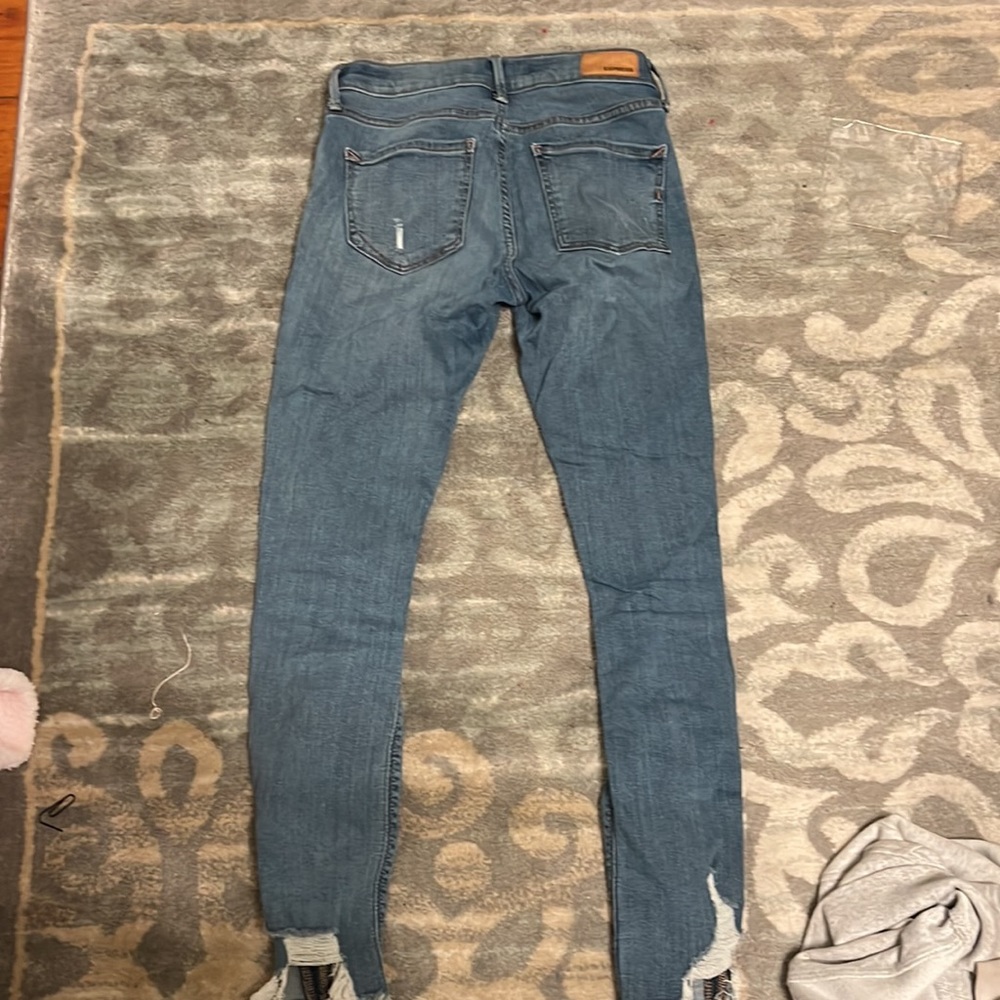 Express Ripped Jeans, Size 2 Regular - Picture 2 of 2